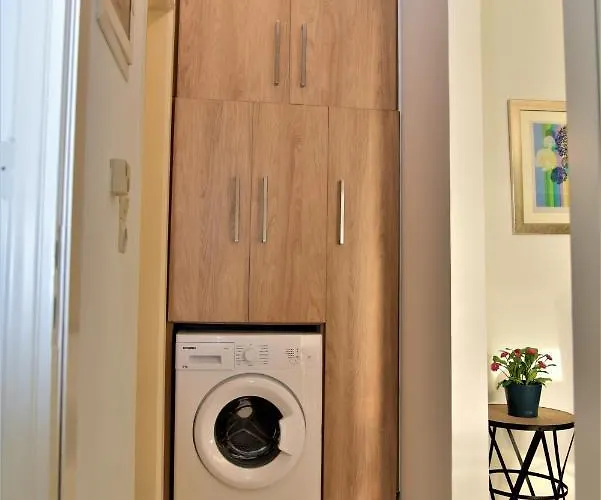 Emerald Halepa * ハニア