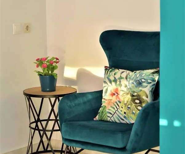 Apartment Emerald Halepa